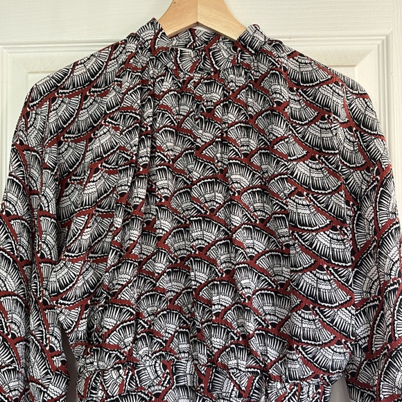 •APIECE APART Elegant Black and Red Patterned Women's Top Cutout - Picture 12 of 16